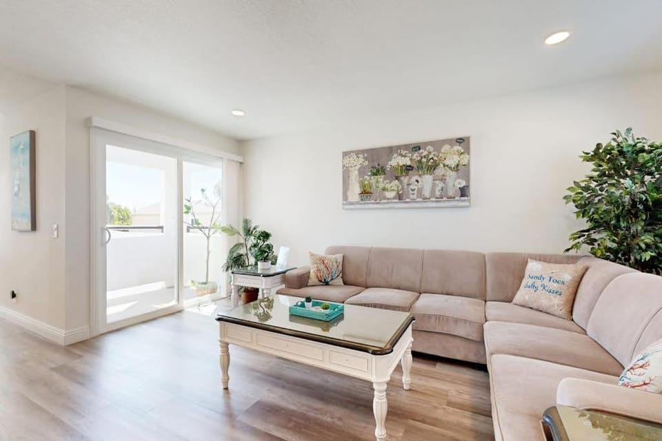 Sunny Days House in Costa Mesa