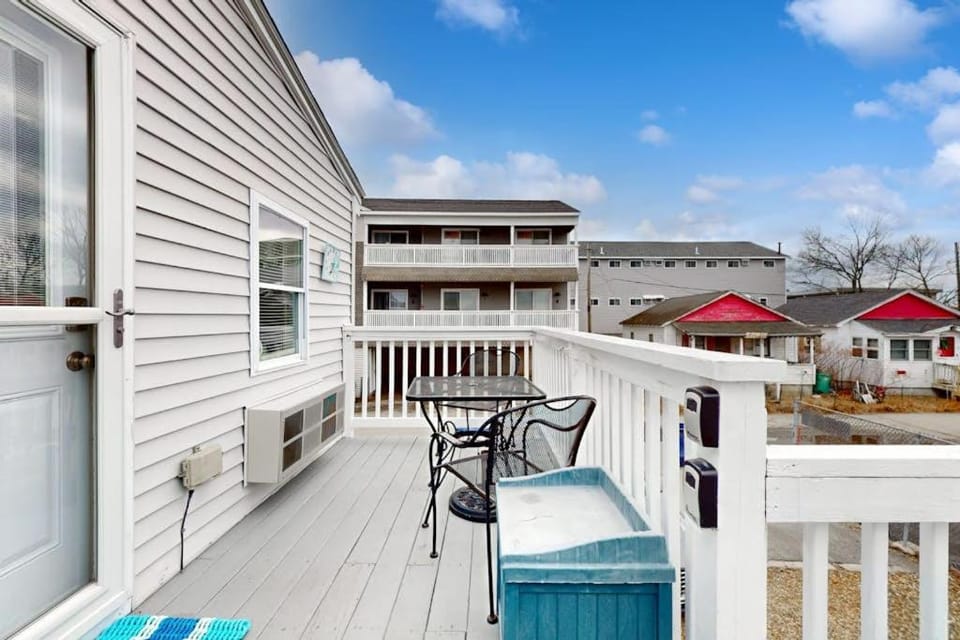 Hampton Beach Hangout Apartment in Hampton Beach