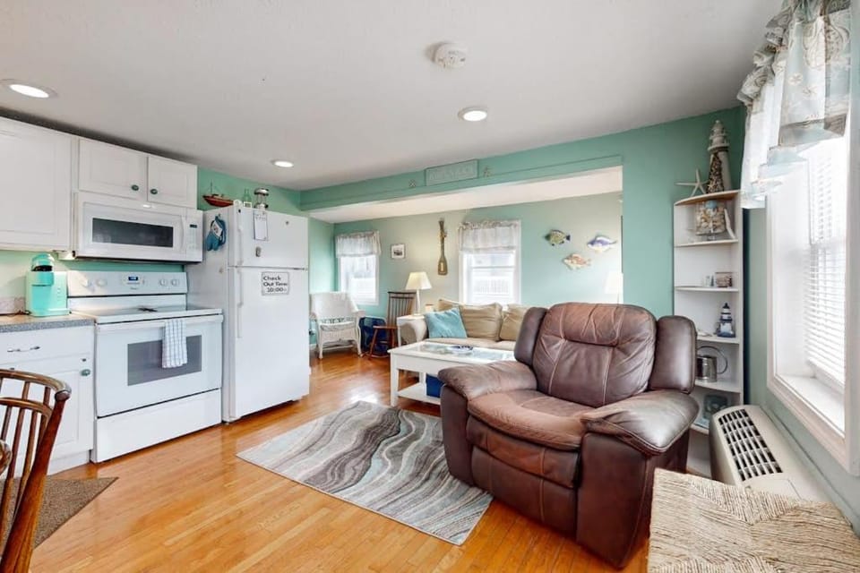 Hampton Beach Hangout Apartment in Hampton Beach
