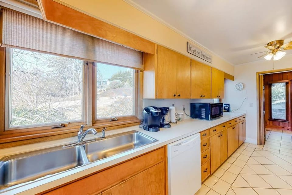 Morris Villa Upper House in Lake Junaluska