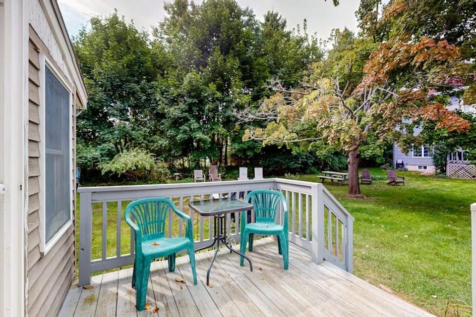 Big Cottage House in York Beach