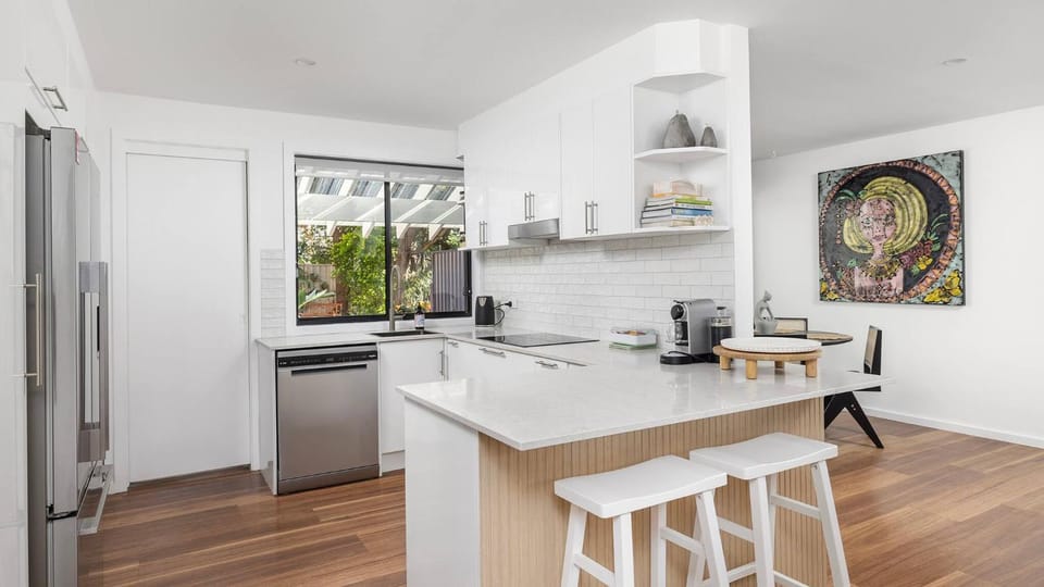 Kitchen or kitchenette, Other, dishwasher, oven, stove, toaster