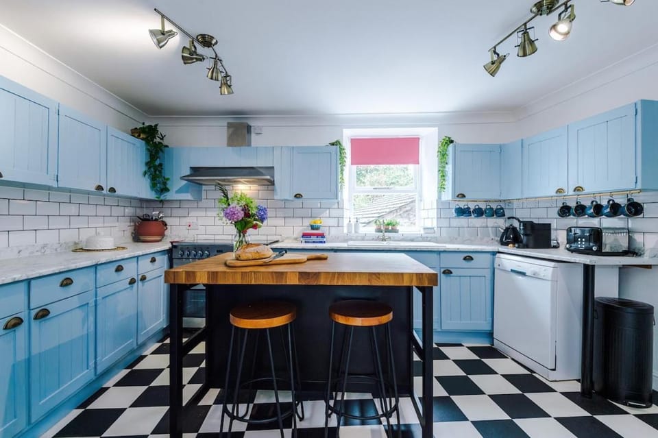Springholm Cottage Family Retreat - Sleeps 10 House in Copeland District