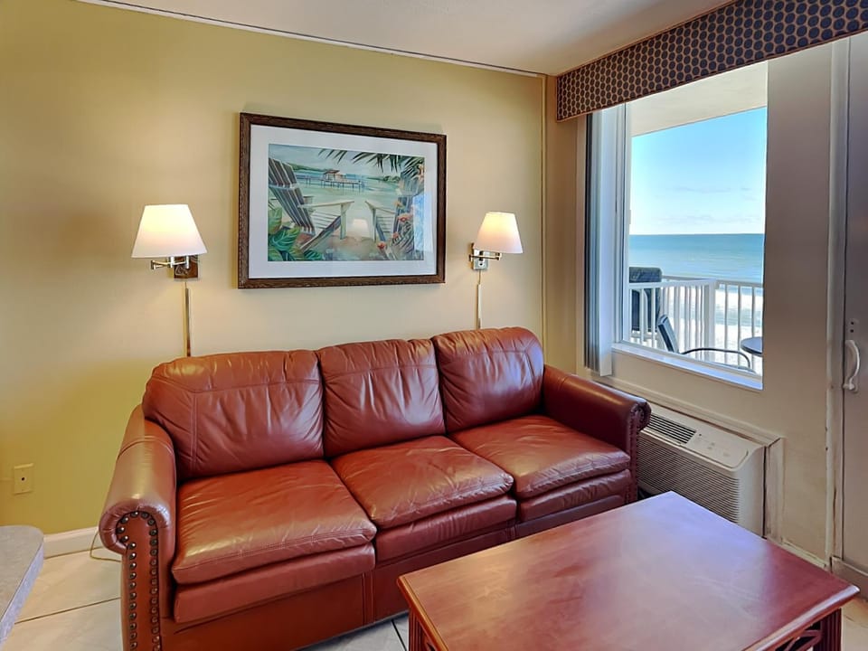 Day, View (from property/room), Balcony/Terrace, Living room, Seating area, Sea view, furniture, air conditioner