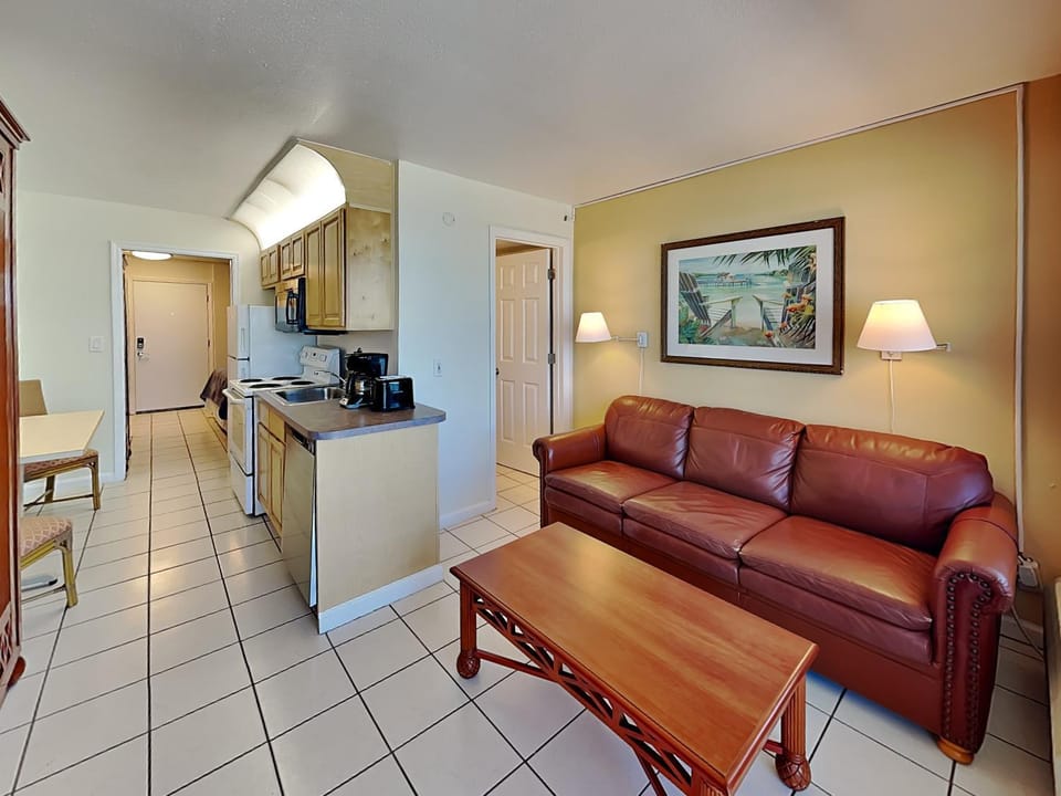 TV and multimedia, Kitchen or kitchenette, Living room, furniture