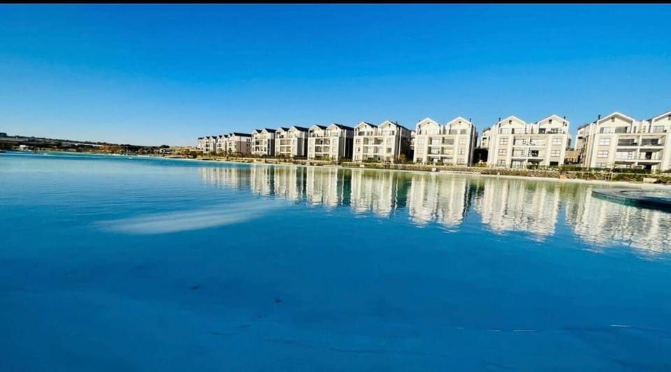 Crystal ace lagoon Apartment in Sandton