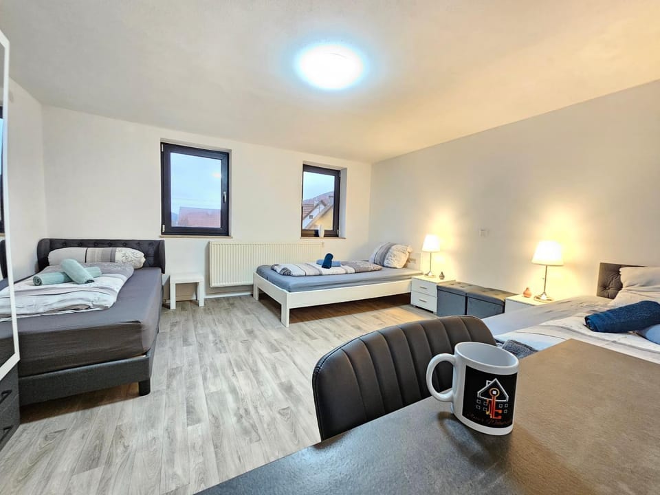Bed, Photo of the whole room, Seating area, Bedroom