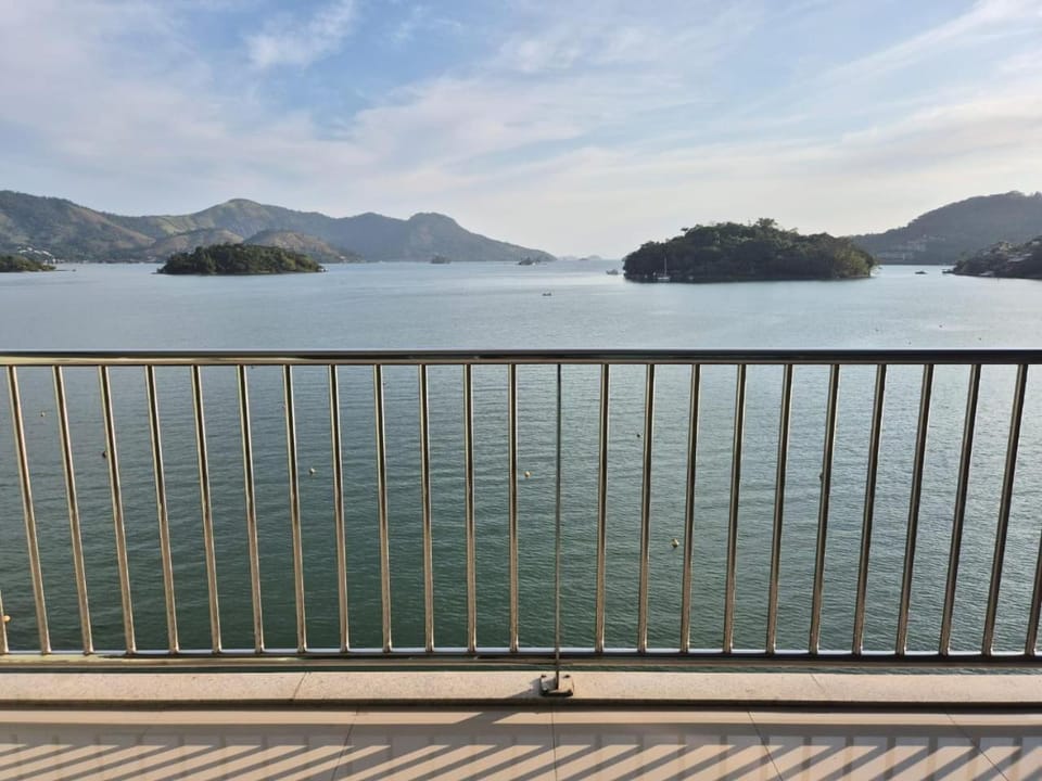Natural landscape, Balcony/Terrace, Sea view