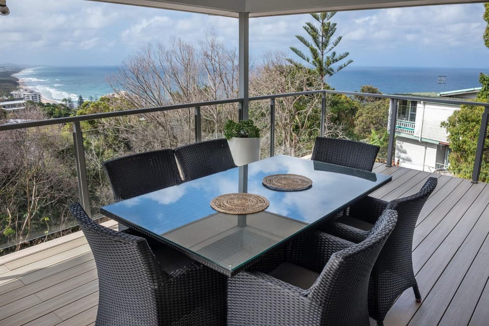 Oceancrest Coolum Hideaway with Pool House in Coolum Beach