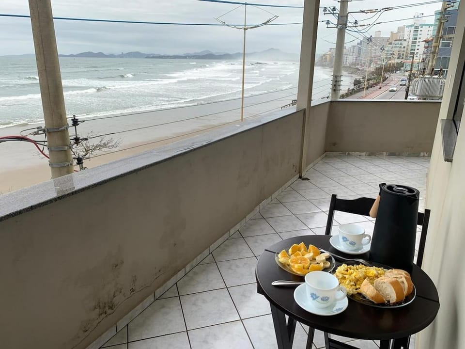 Apto Navegantes - Frente Mar - 15 min Beto Carrero Apartment in Navegantes