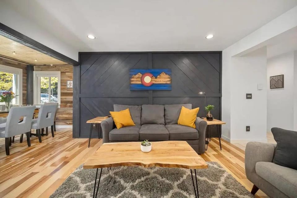 Blue Bear - Perfect Mountain Getaway Apartment in Colorado
