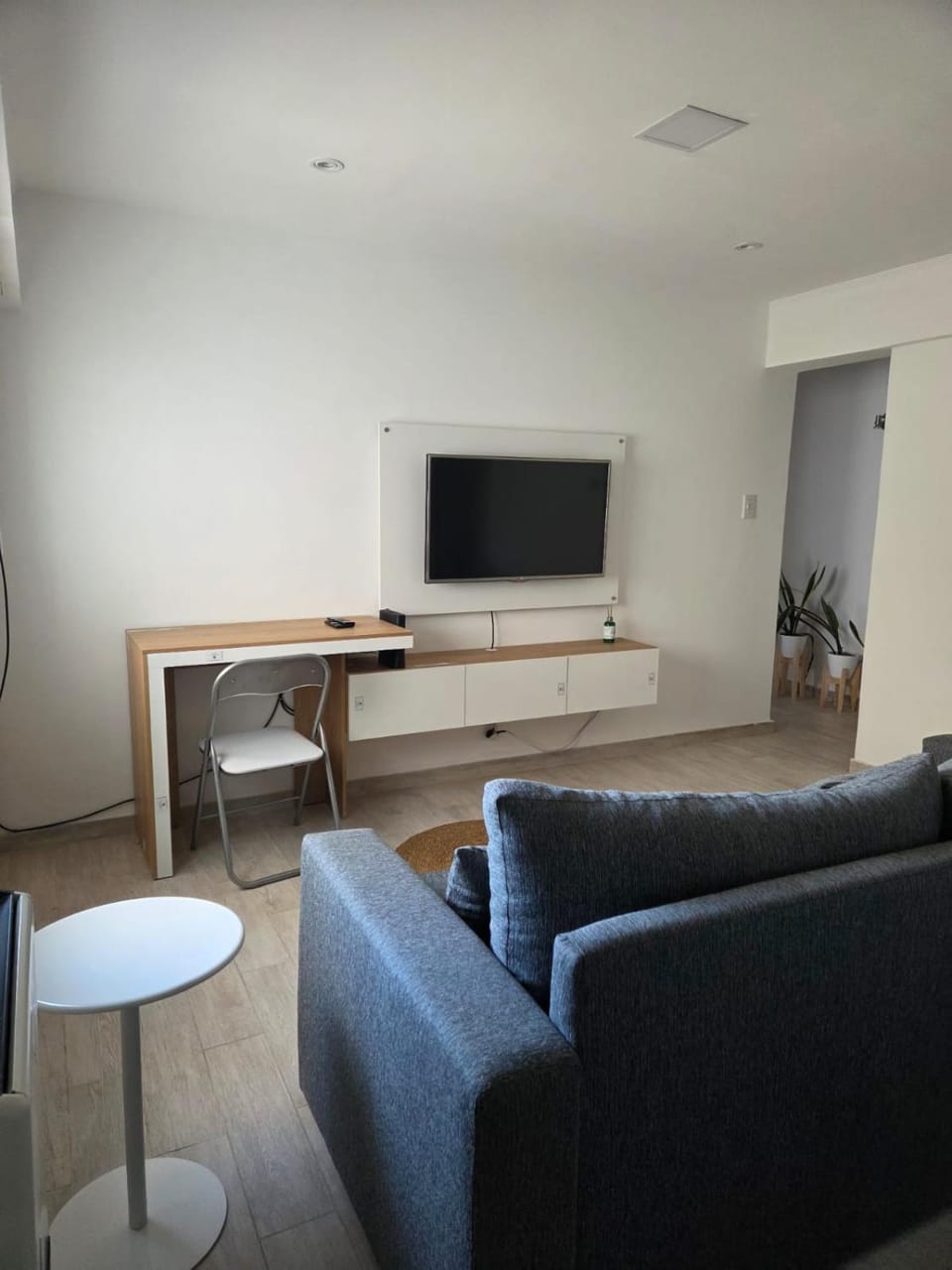 Communal lounge/ TV room, TV and multimedia, Living room, Seating area