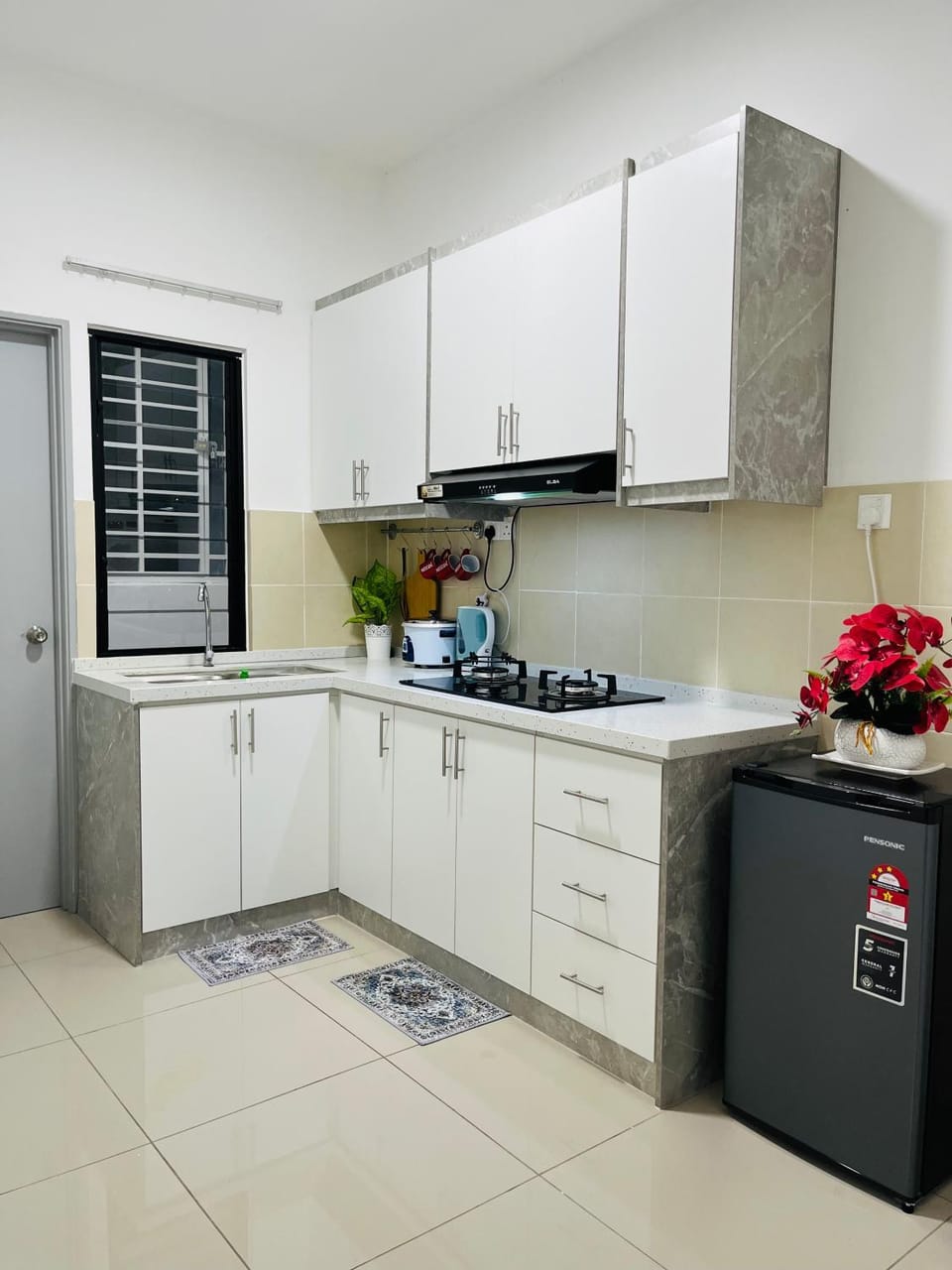 Kitchen or kitchenette, stove