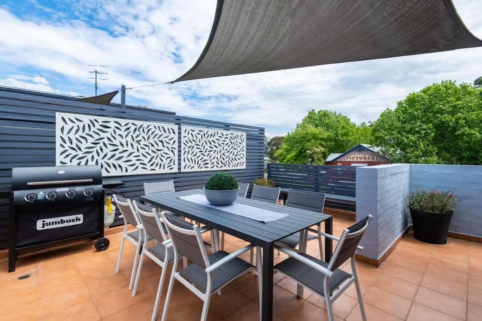 Orion 3BR Water Views Apartment Main Street of Huskisson by Nautilus Apartments Jervis Bay Apartment in Huskisson