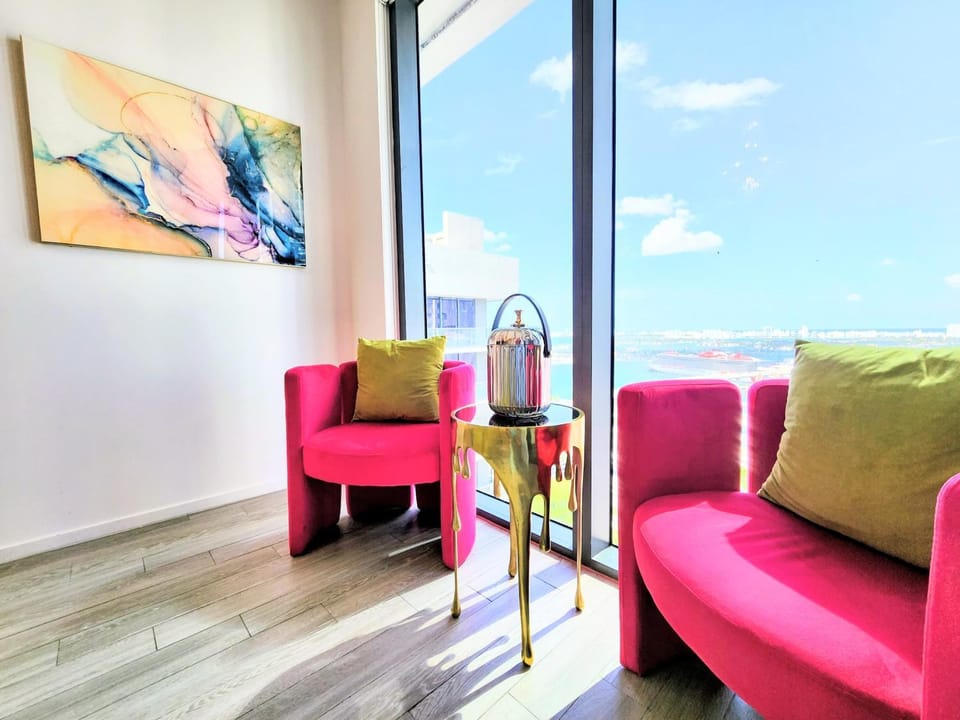 Balcony/Terrace, Living room, Seating area, Sea view