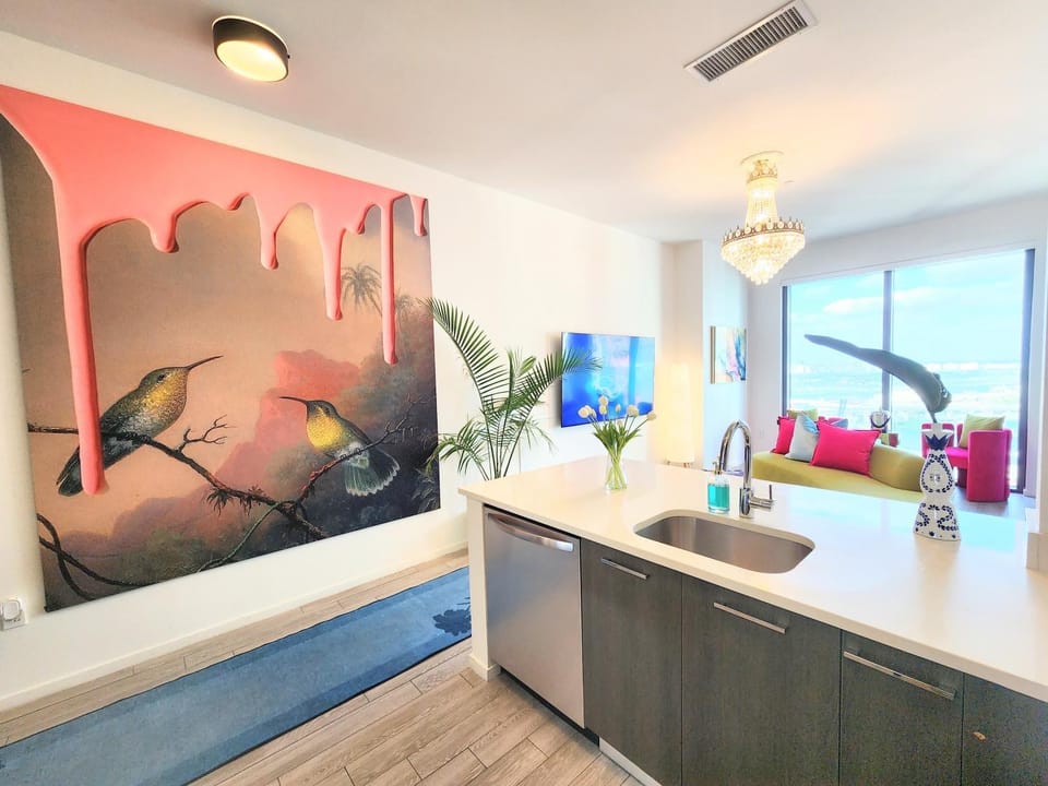 TV and multimedia, Kitchen or kitchenette, Decorative detail