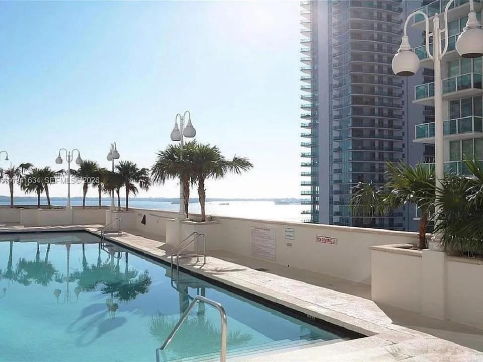 Luxury Brickell Penthouse Ocean Views Rooftop Pool House in Brickell