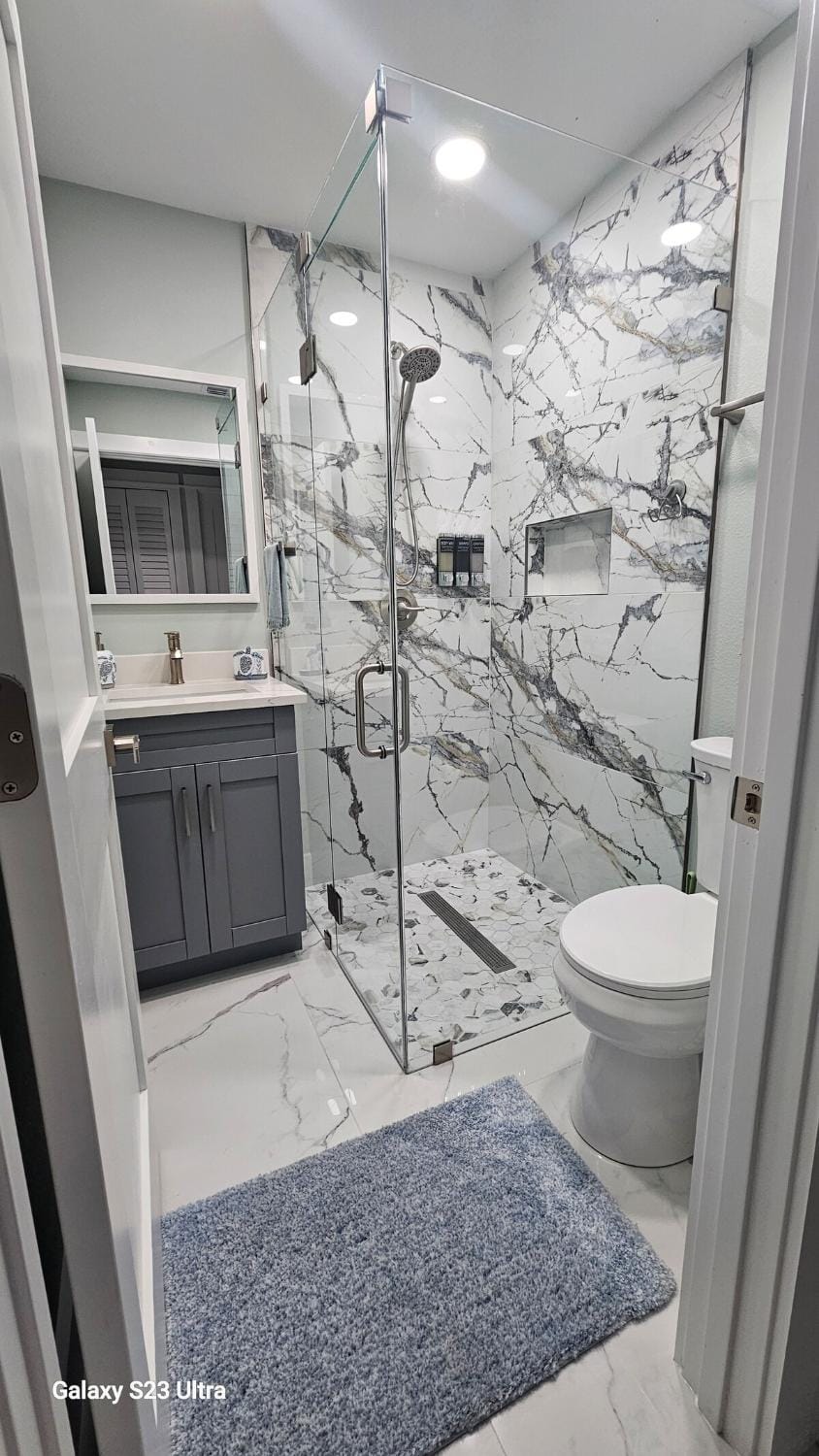 Shower, Toilet, Bathroom