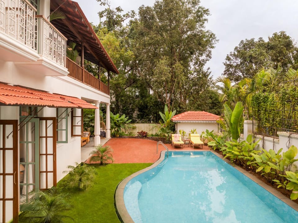 Garden, Swimming pool