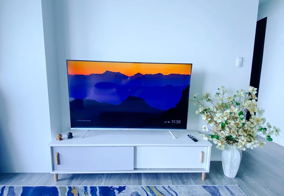Communal lounge/ TV room, TV and multimedia, Evening entertainment