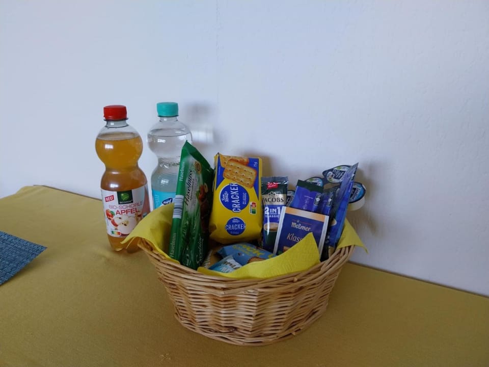 Food and drinks, Drinks