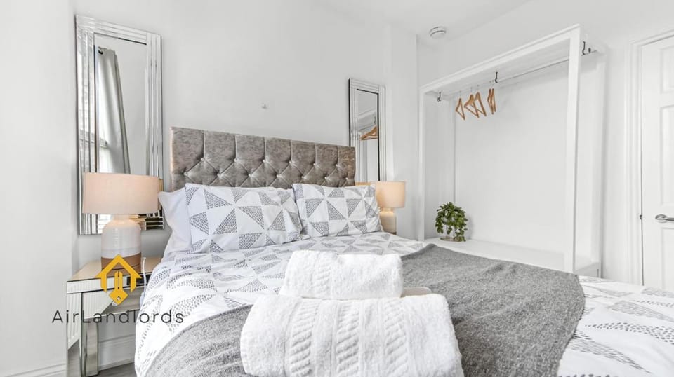 Exclusive 2 Bedroom Flat near Loughborough Junction! Apartment in London Borough of Southwark