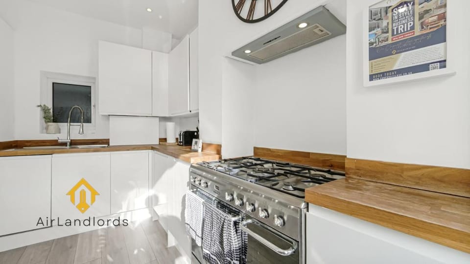 Exclusive 2 Bedroom Flat near Loughborough Junction! Apartment in London Borough of Southwark