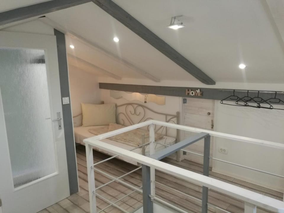 Obiteljski Apartmani Švob Lavanda & Ružmarin sa pogledom na more Apartment in Novi Vinodolski