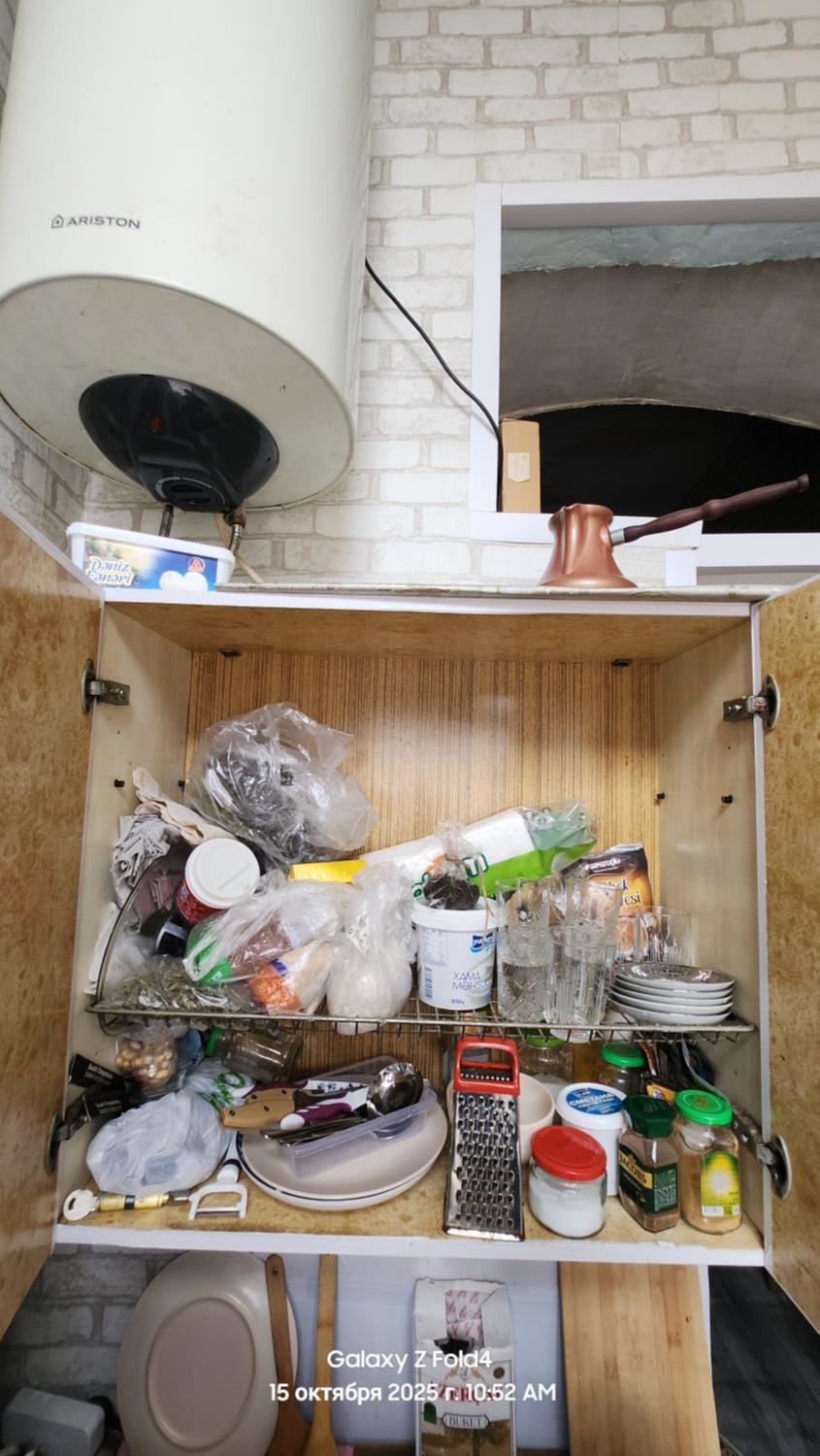Kitchen or kitchenette, Food