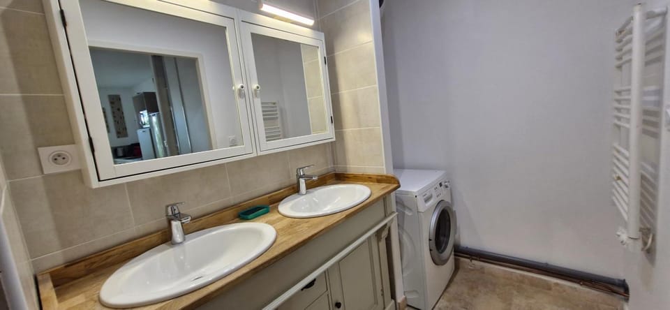 Studio aux Roches Fleuries Apartment in Pézenas