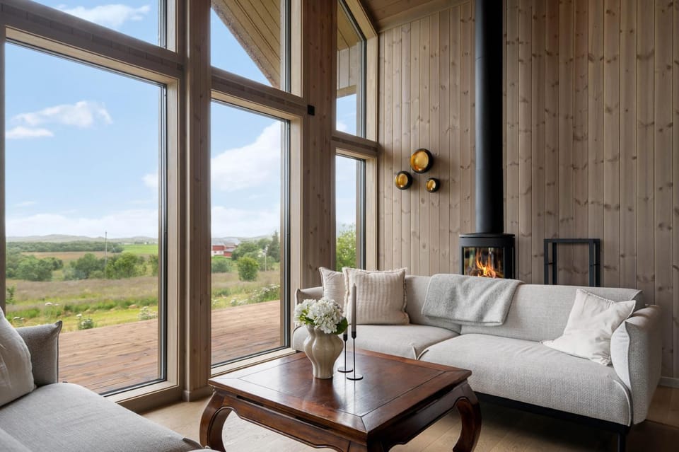 Patio, View (from property/room), Balcony/Terrace, Living room, Seating area