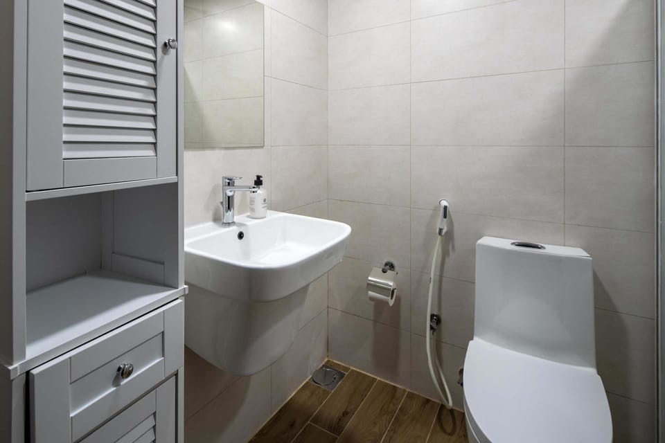 Toilet, Bathroom