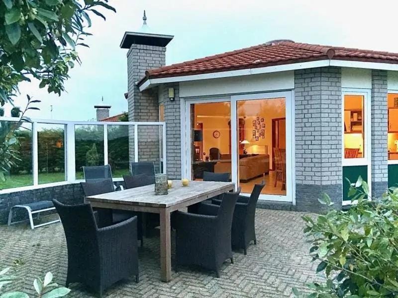 Windekind Villa in Friesland, Netherlands
