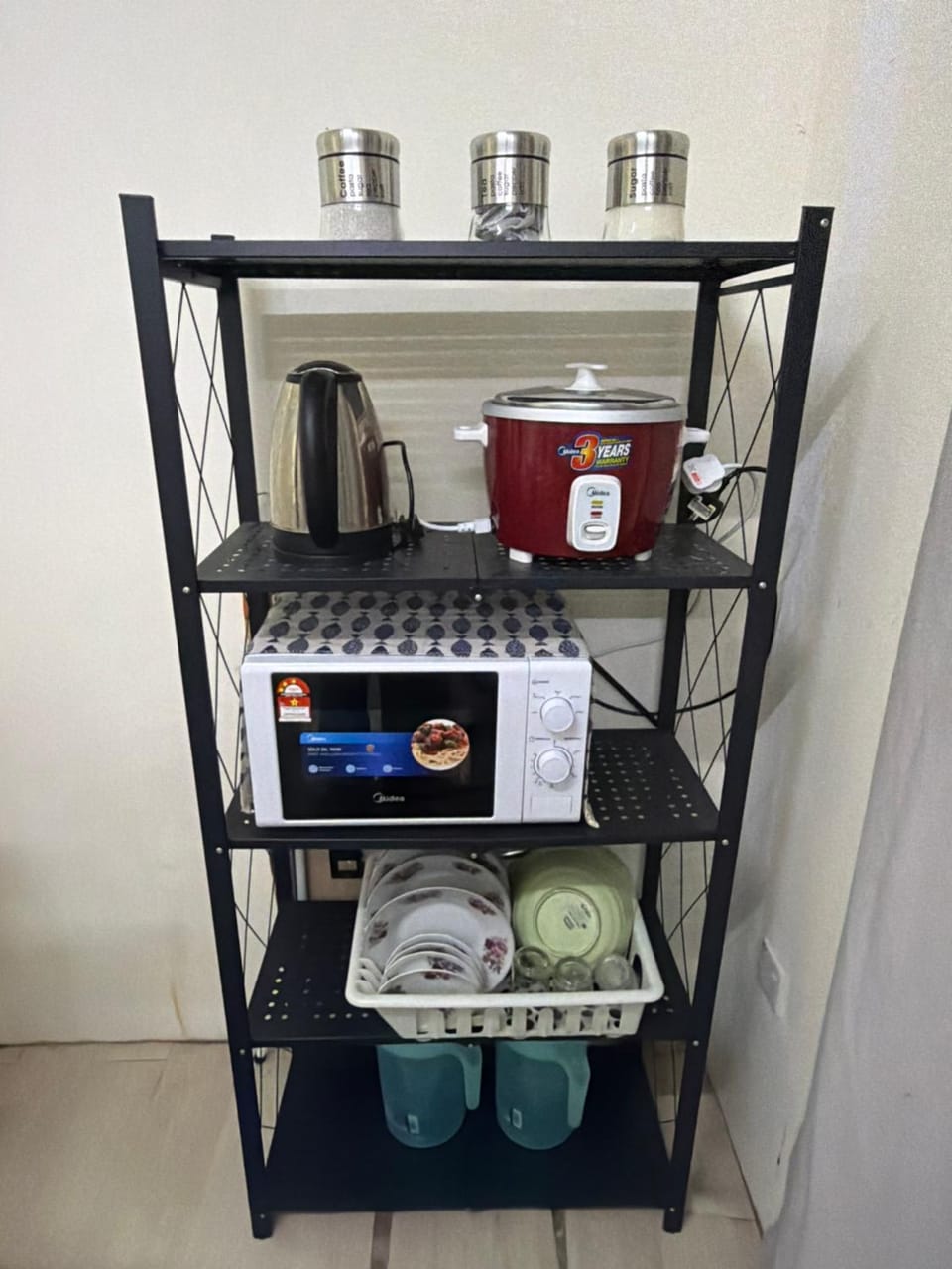 Homestay Bajet Pekerja Lelaki Bedroom-3 Aircond-3 Wifi-Netflix 8-Person RM150 Only Vacation rental in Terengganu, Malaysia