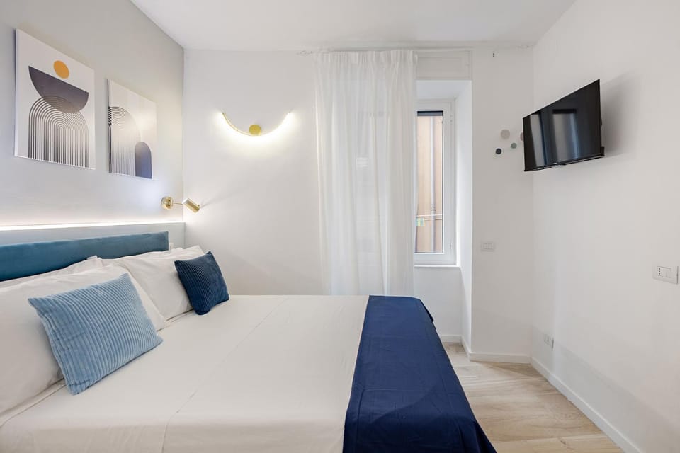 Bed, TV and multimedia, Photo of the whole room, Evening entertainment, Bedroom