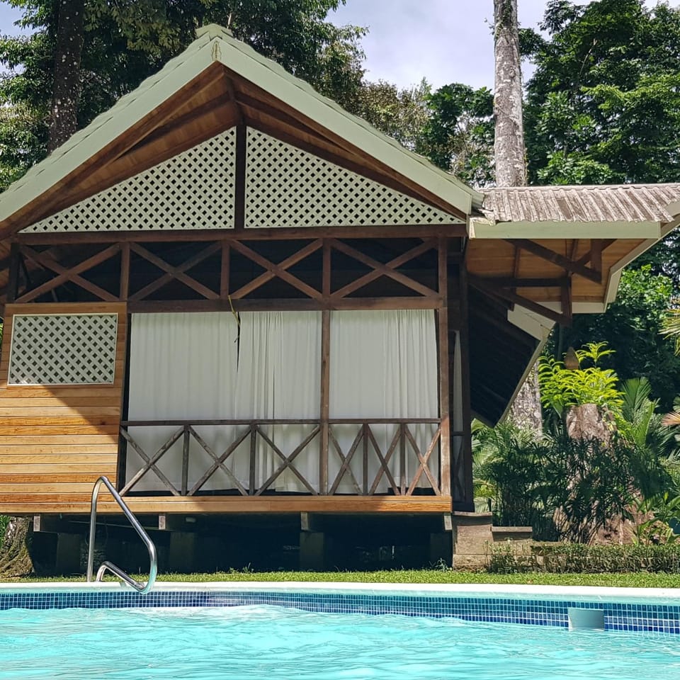 Property building, Swimming pool