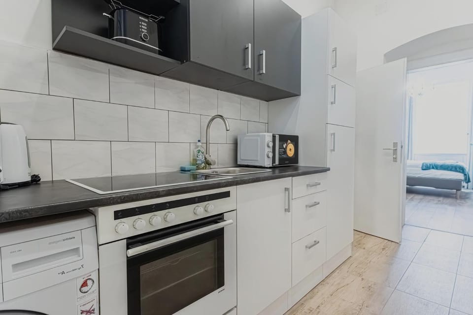 Bed, Coffee/tea facilities, Bedroom, stove