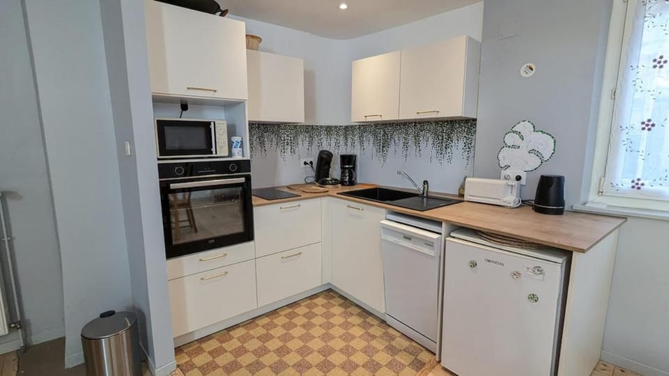 Le Refuge - Petite maison de village House in Grand Est