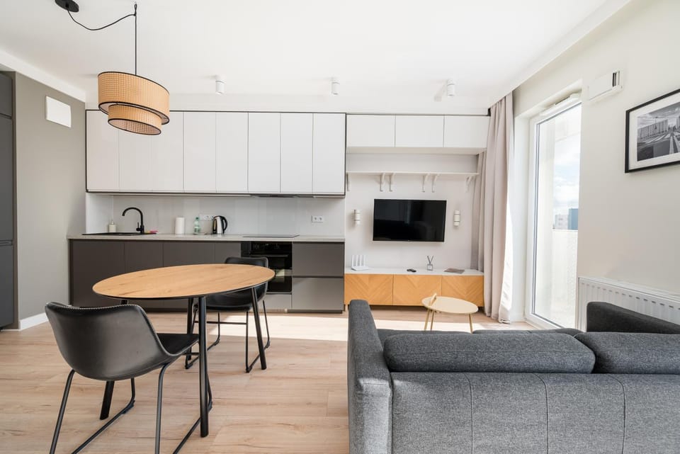 Communal lounge/ TV room, TV and multimedia, Kitchen or kitchenette, Living room, Seating area, Dining area, Evening entertainment