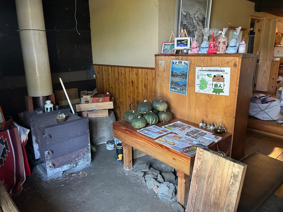 築150年の古民家ゲストハウスひとたび Bed and Breakfast in Nagano Prefecture