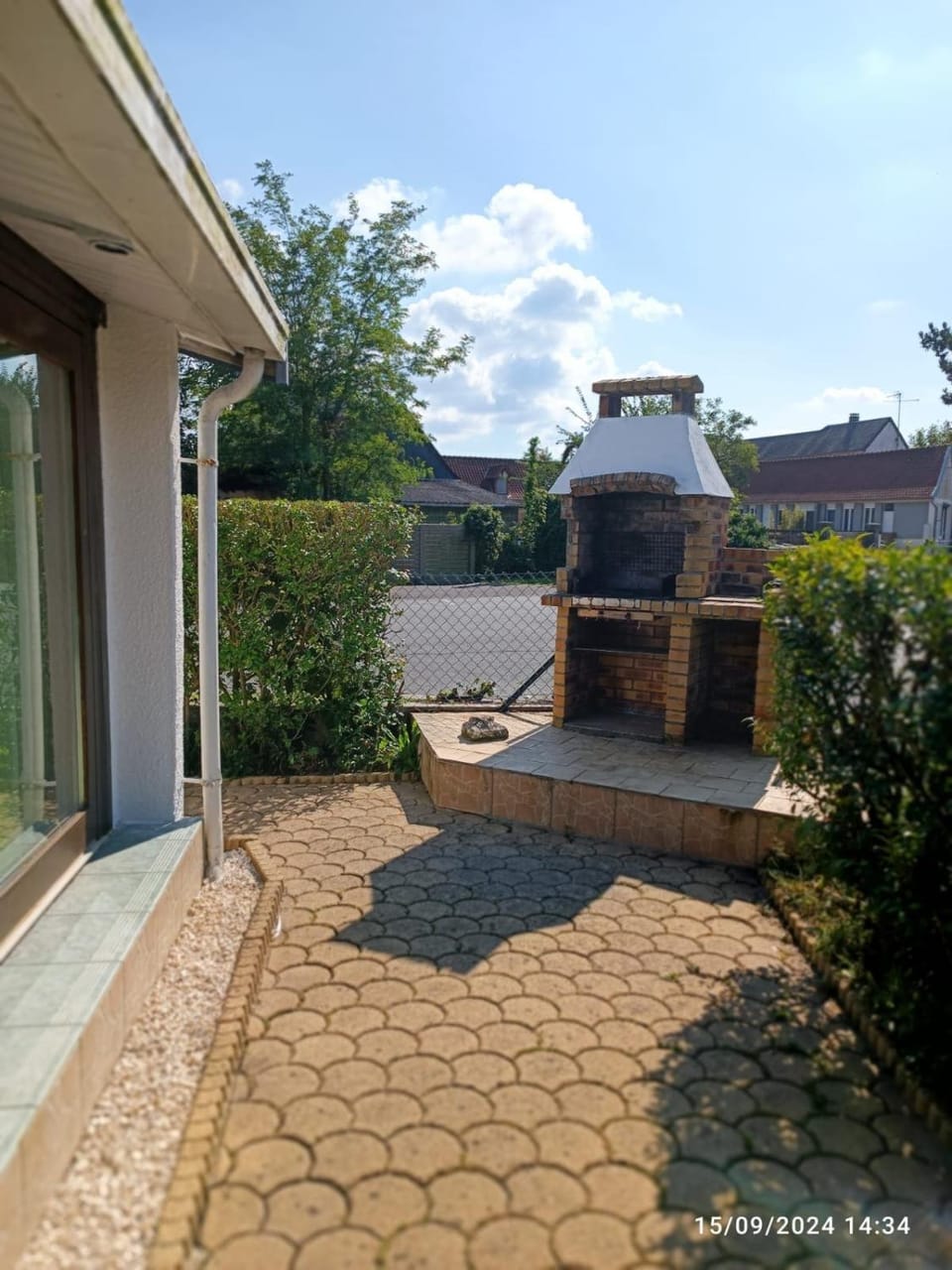 Property building, BBQ facilities, Garden view