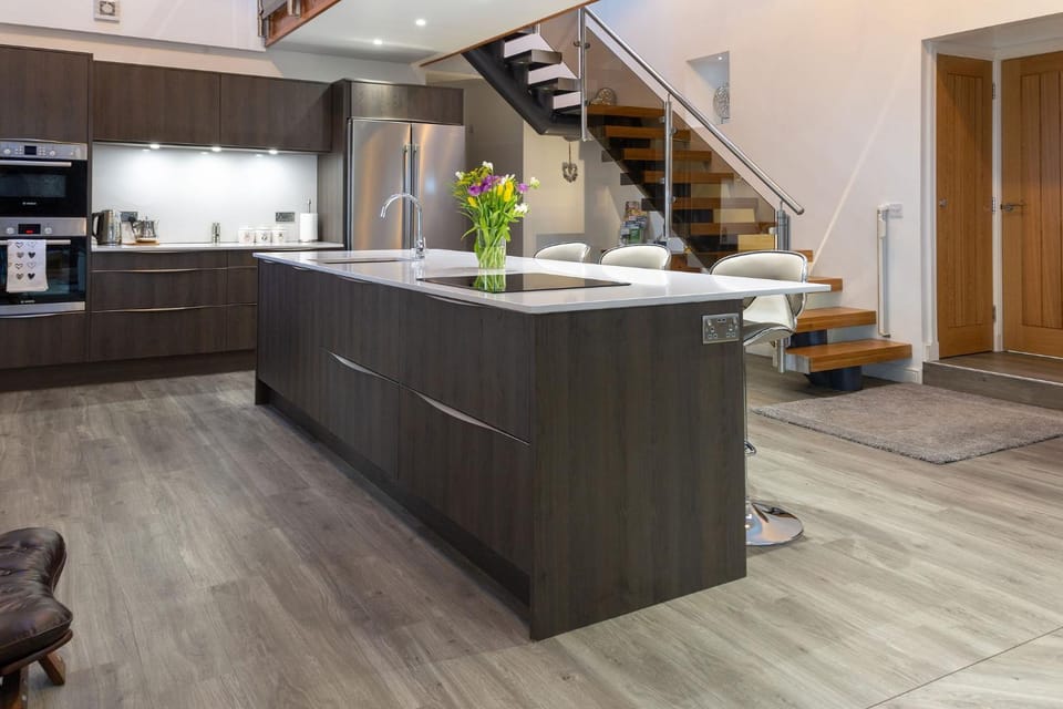 Kitchen or kitchenette, dishwasher, pet friendly, stove