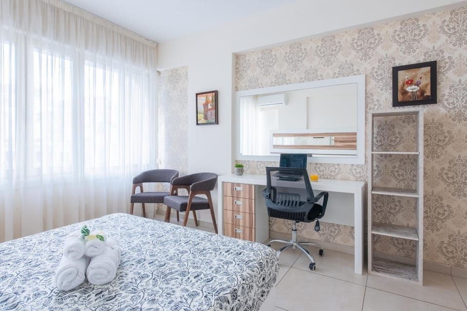 Bed, Photo of the whole room