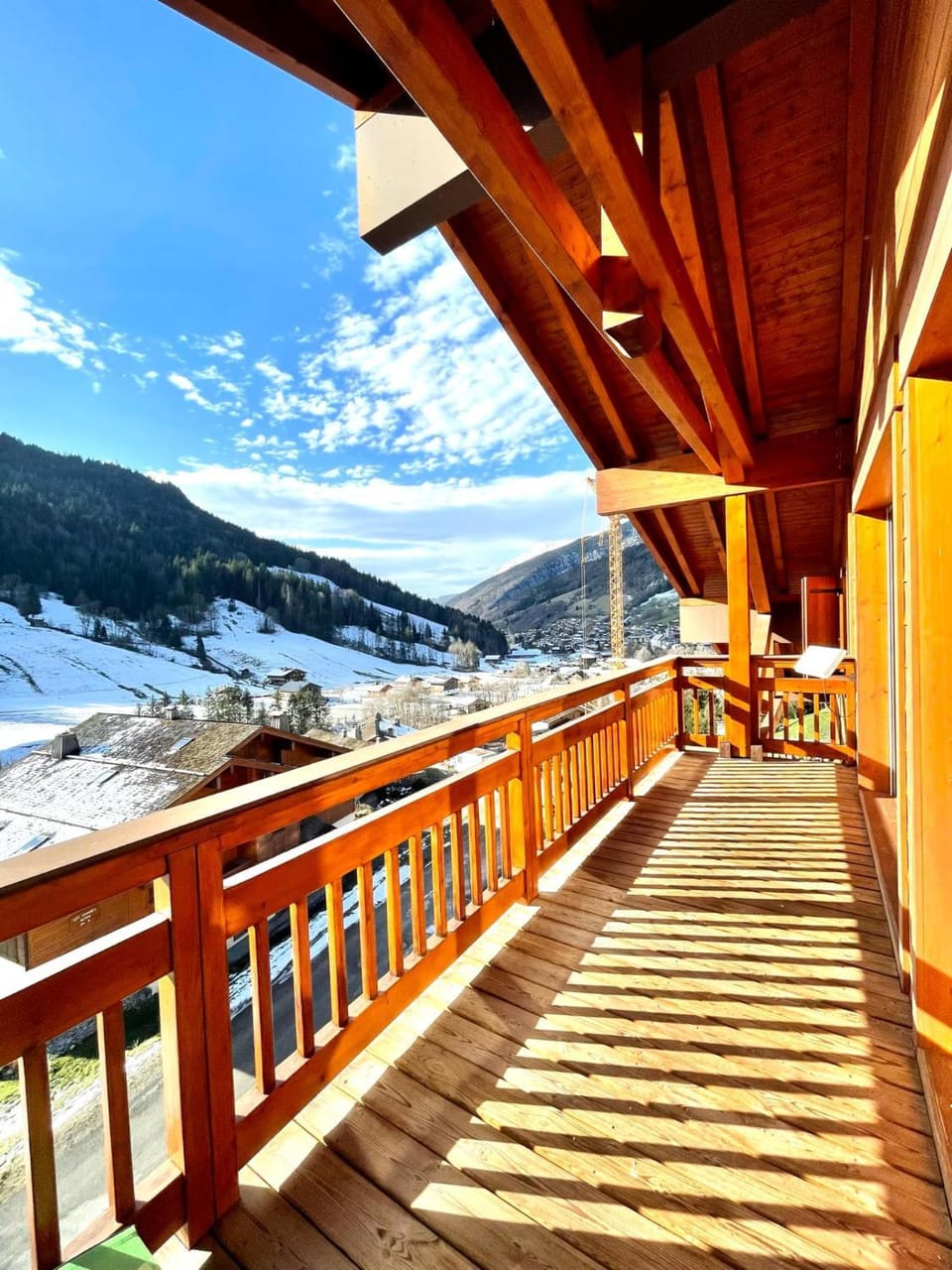 Day, Natural landscape, View (from property/room), Balcony/Terrace, Mountain view
