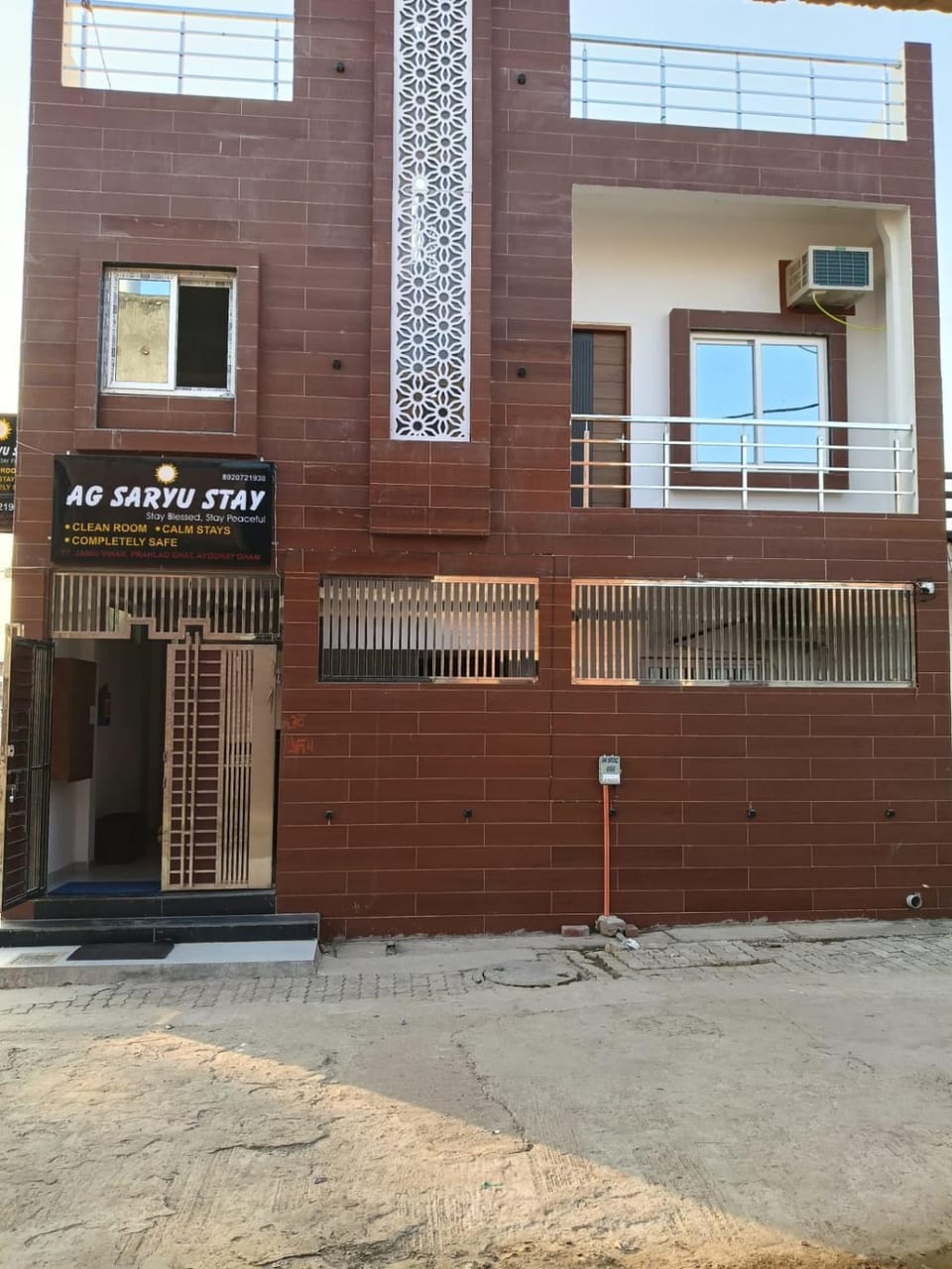 Property building, Day
