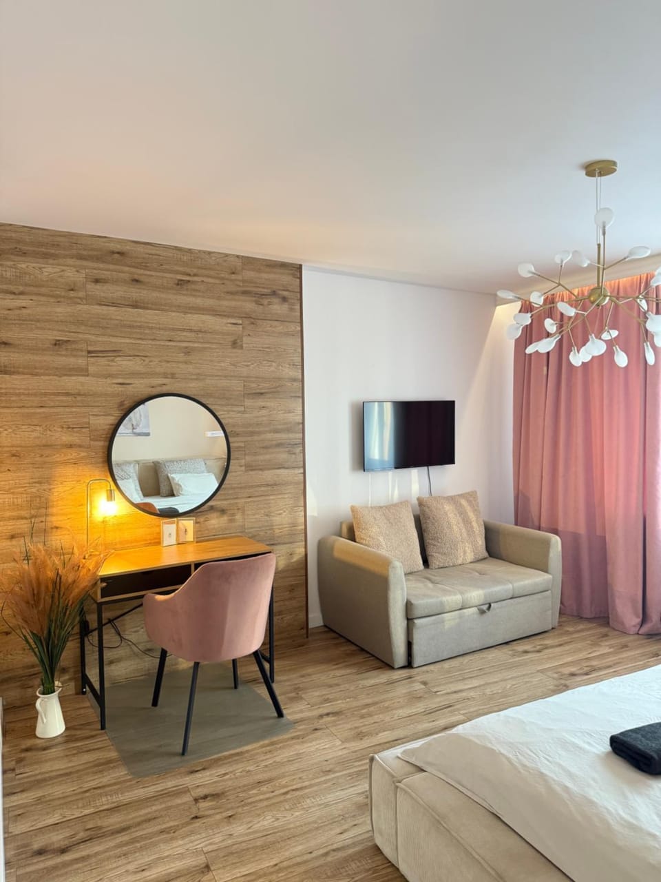 TV and multimedia, Bedroom