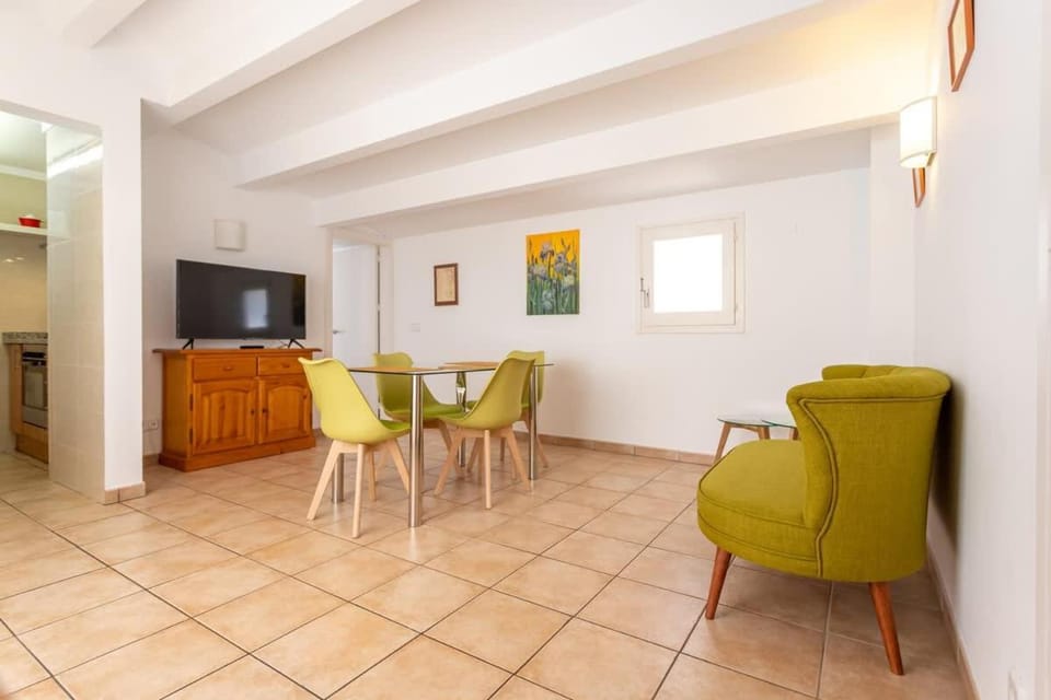 Atic amb terrassa House in Alt Empordà
