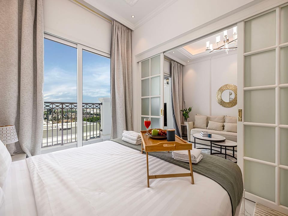 Bed, View (from property/room), Balcony/Terrace, Living room, Photo of the whole room, Bedroom