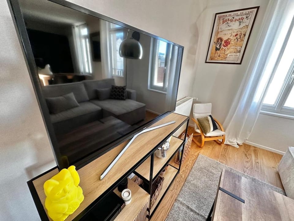 TV and multimedia, Living room