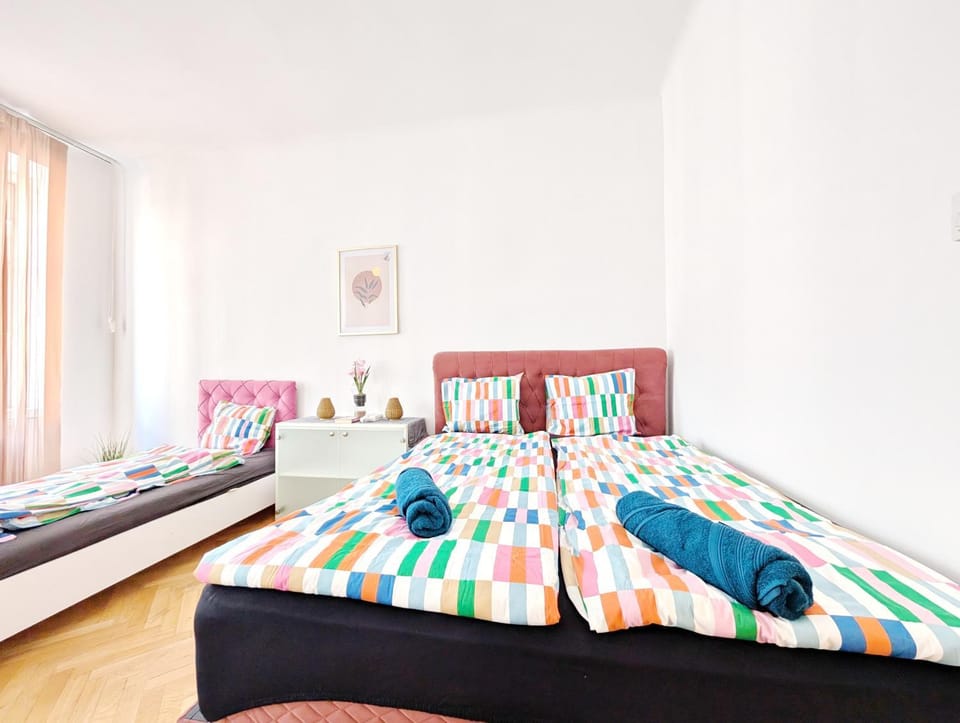 Comfortable Rooms in Wiener Stadthalle area G4 Vacation rental in Vienna